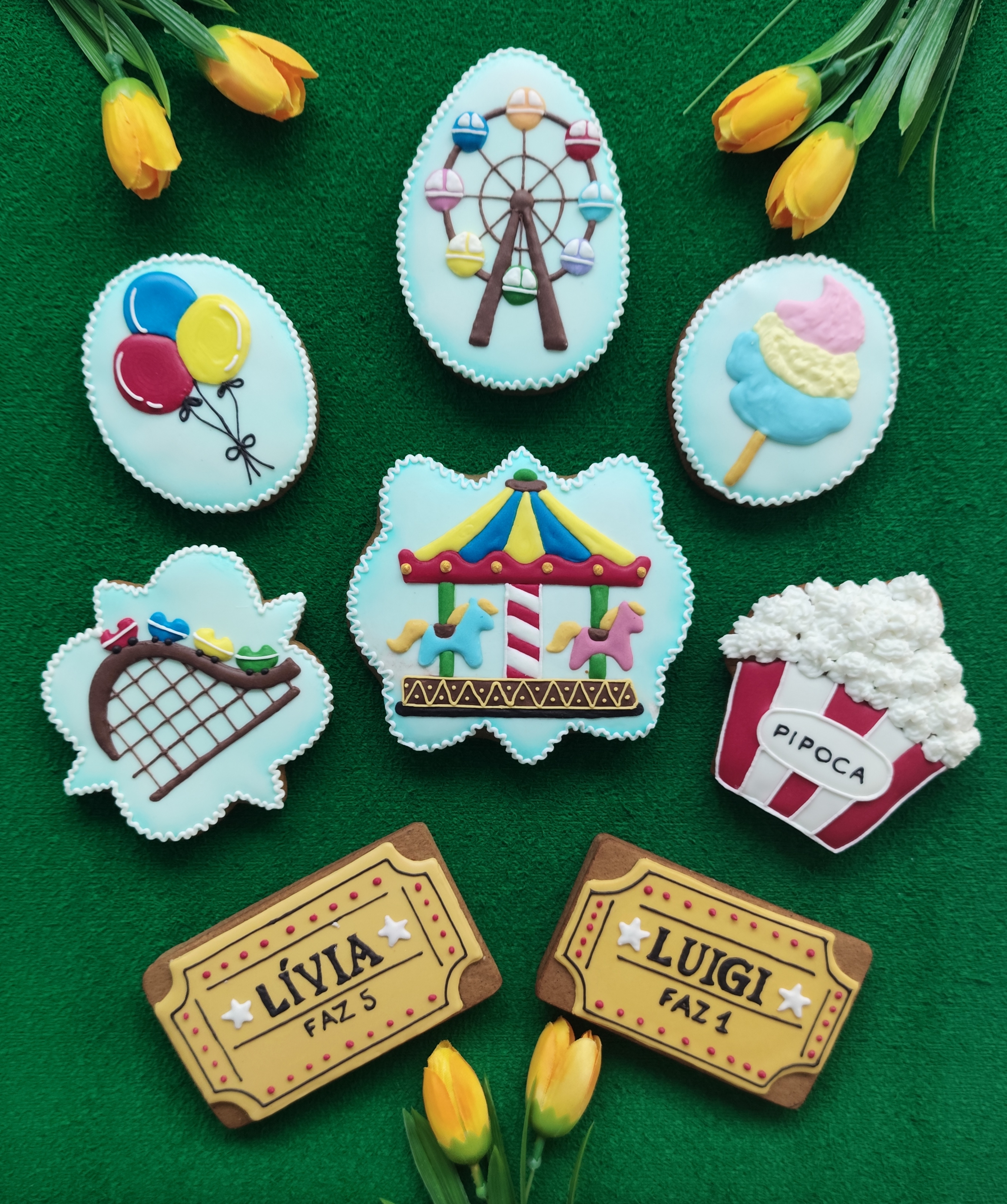 Bolachas Decoradas Personalizadas — Tema Parque de Diversão