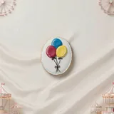 Bolacha Balões de Festa decorada à mão com glacê real, tema parque de diversão - Imagem 1