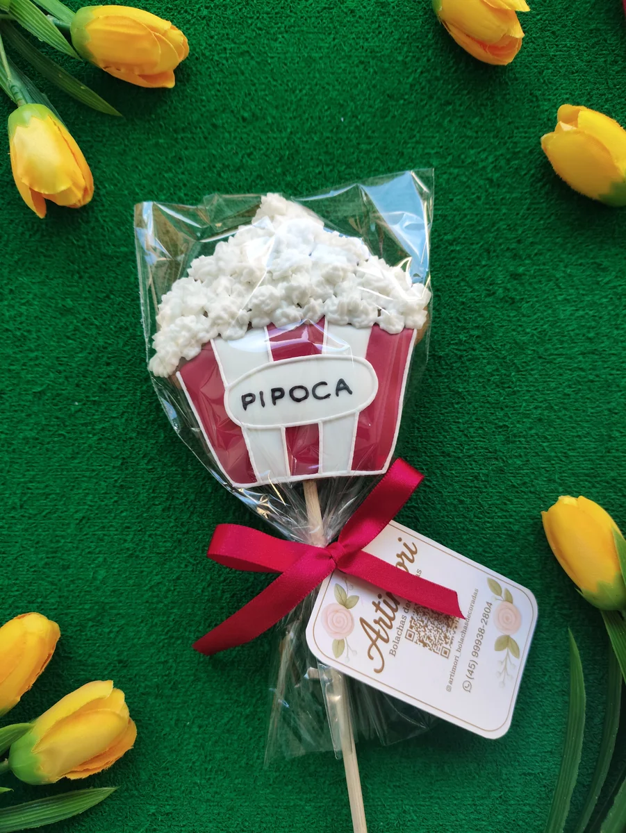 Bolacha Pacote de Pipoca decorada à mão com glacê real, tema parque de diversão - Imagem 2