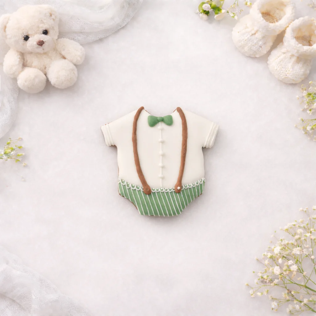 Caixa Chá de Bebê Verde Sálvia com Bolachas de Especiarias Decoradas — Kit 6 Unidades - Imagem 6